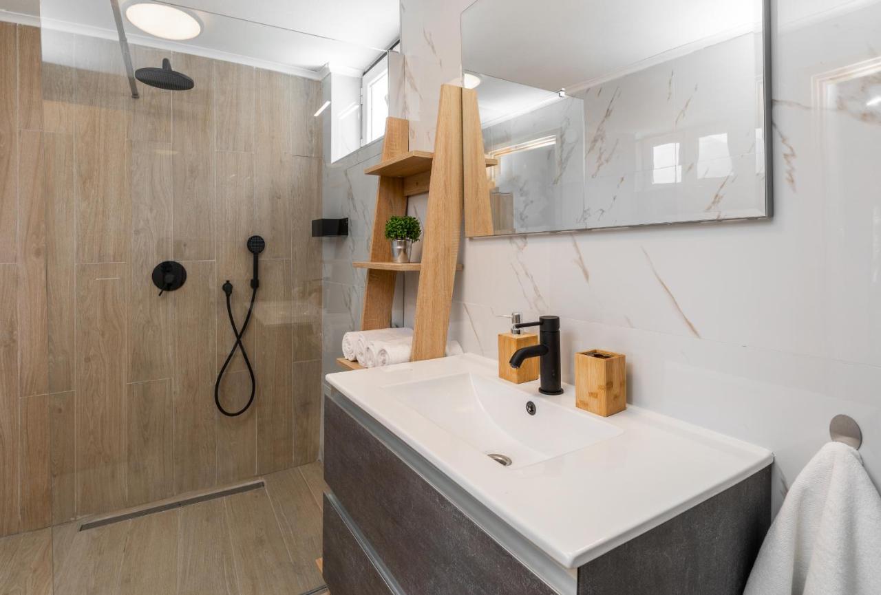 Apartment Toma Вела-Лука Экстерьер фото