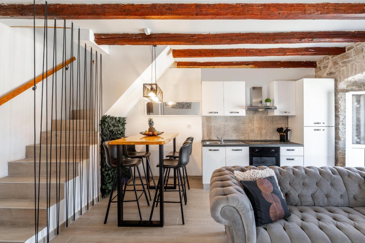 Apartment Toma Вела-Лука Экстерьер фото